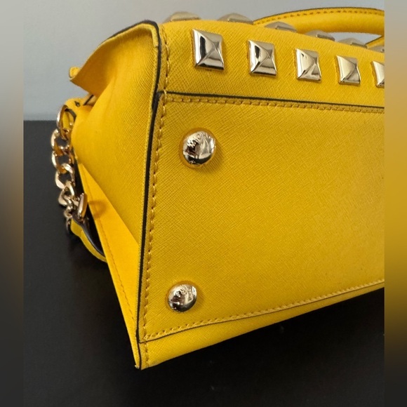 Michael Kors Pyramid Studded Citrus Hamilton Bag Large Tote  Statement Piece NWT - Picture 11 of 17